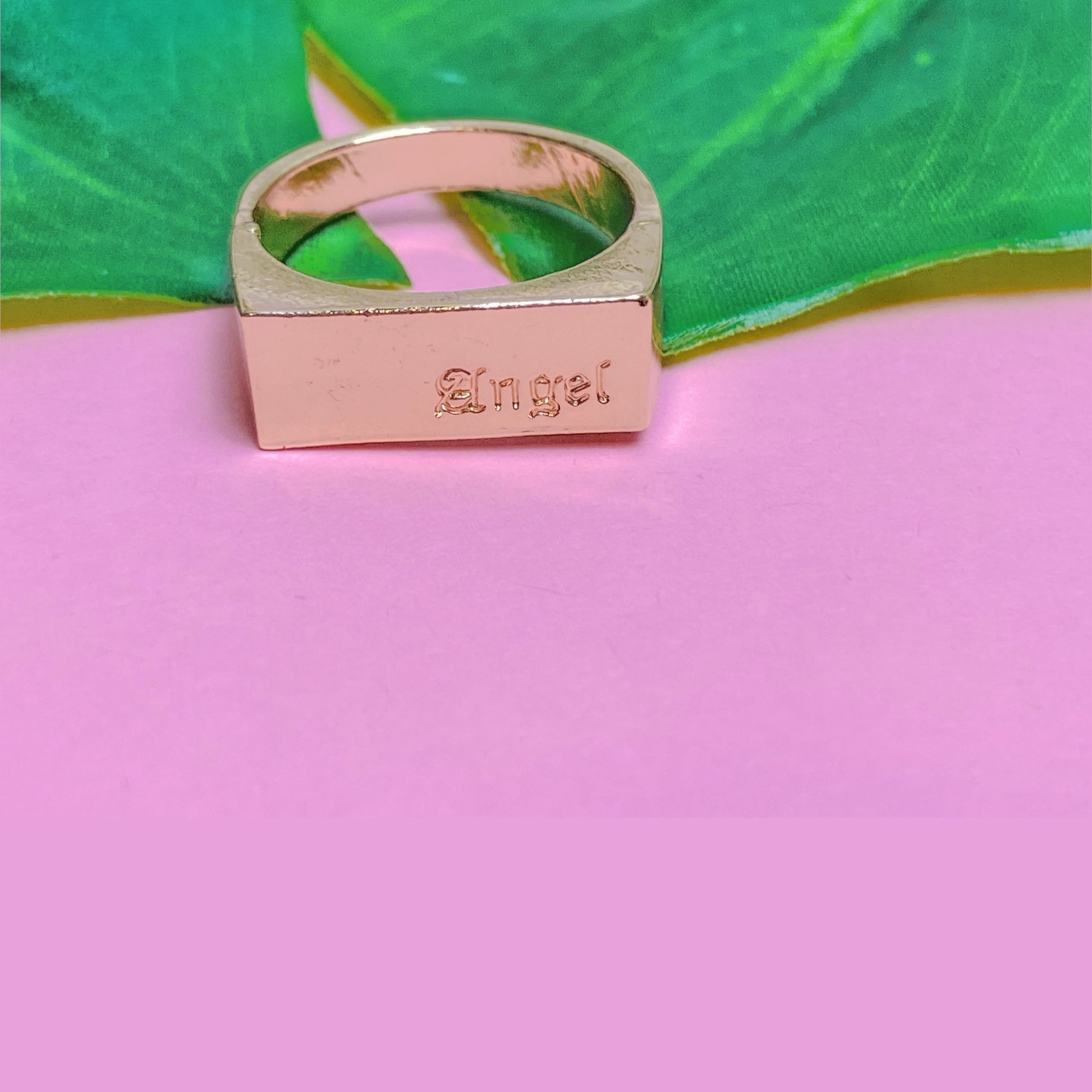 Gold engraved ring